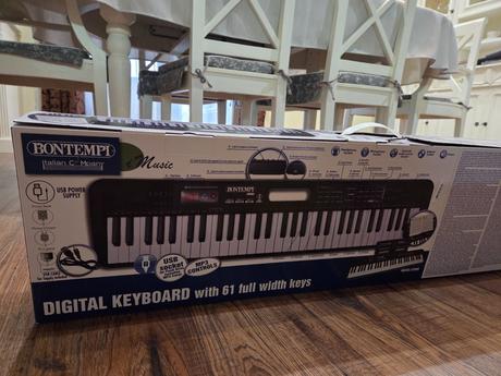 Digitálný klavír keyboard, 