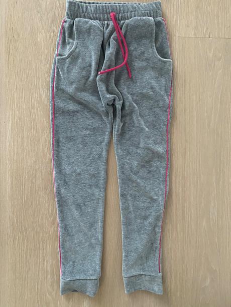 Tepláková súprava, 128