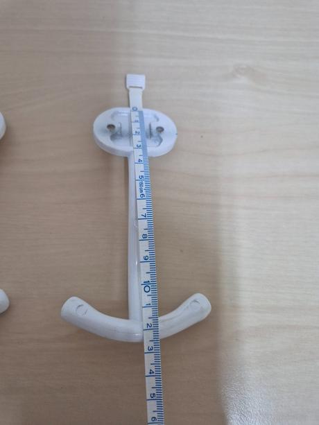 Vešiaky kovové biele 2ks, 