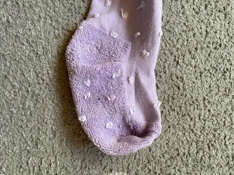 Pančuchy s botkami, tcm,98