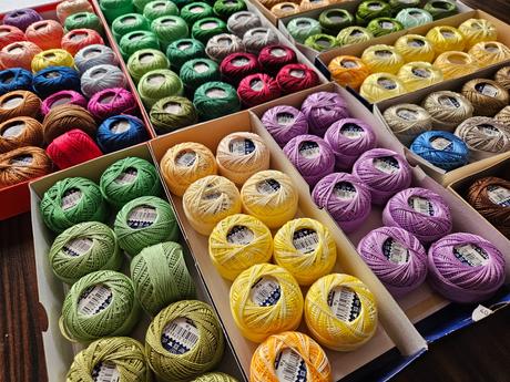 Puppets perle perlovka - priadza na vyšívanie, rôz, 