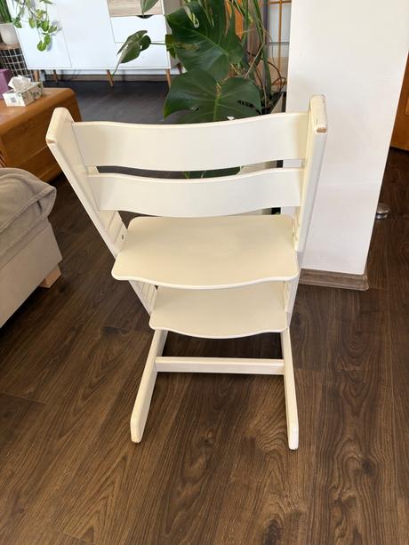 Jitro rastúca stolička biela, stokke