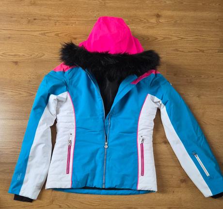 Predám lyžiarsku súpravu, 176