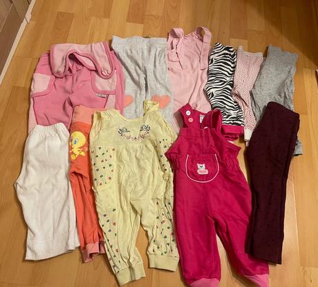 Dievčenské tepláky, 74