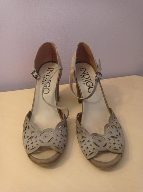 Kožené sandálky, 40