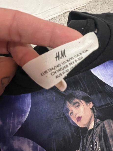 4trička wednesday 134/140, 140