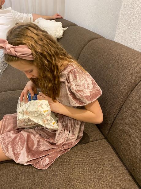 Zamatové šaty, pepco,134