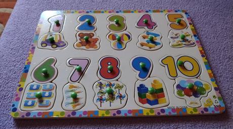 Drevená edukatívna vkladačka, puzzle čísla,