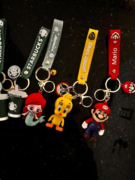 Prívesky na kľúč,na tašku,pokemón,mario,ariel atd,