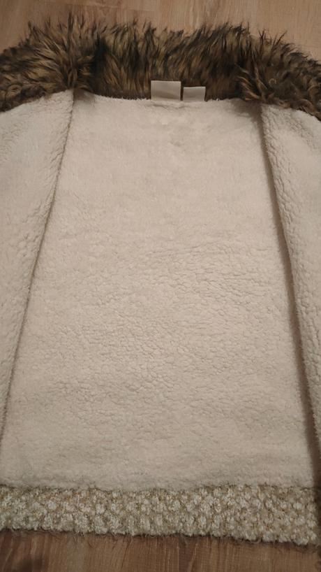 Krásna vesta s kožušinkou, 164