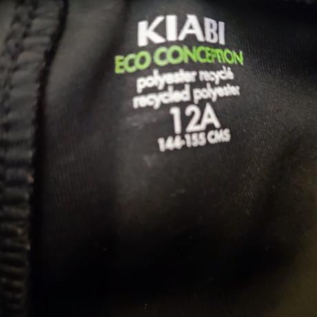 Tepláky kiabi veľ 146/152 čierne, 146