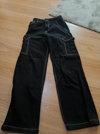 Čierne rifle s vreckami, h&m,34