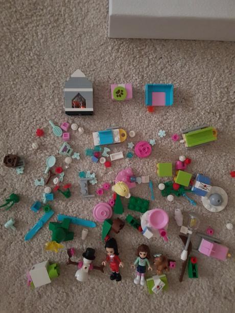 Lego friends adventny kalendar, 