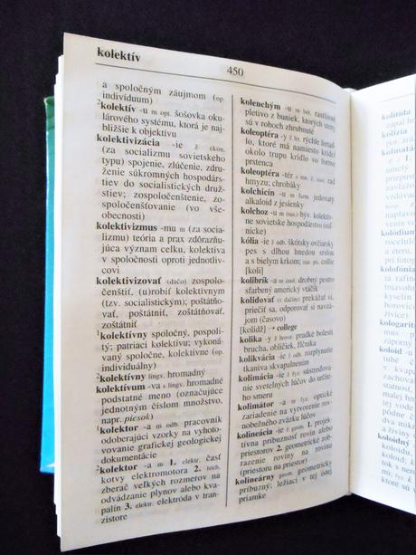 Vreckový slovník cudzích slov,