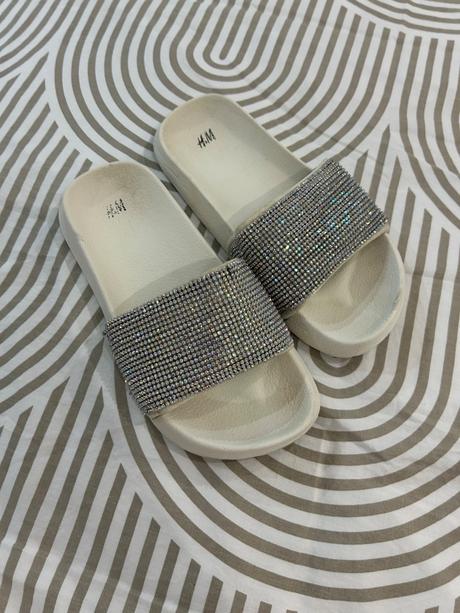 Šlapky s kamienkami, h&m,35