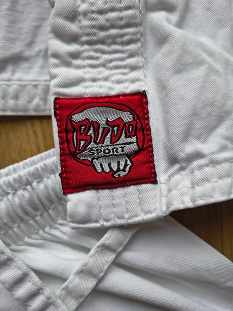 Kimono karate 140 cm 3/4 dĺžka rukávov a nohavíc, 