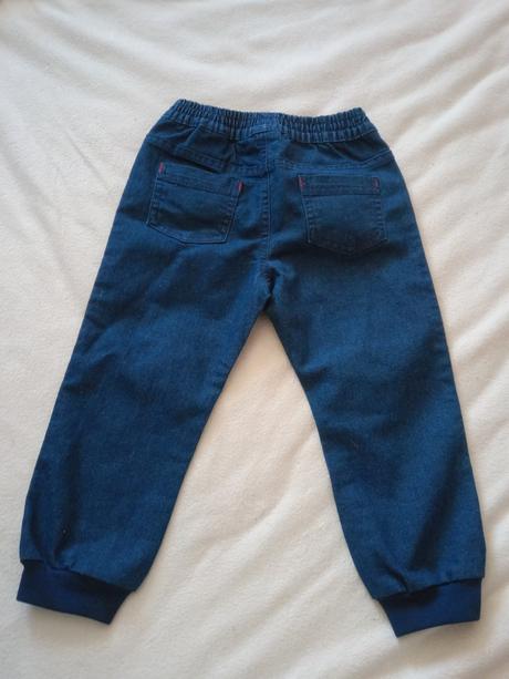 Tenke letne pohodlne rifle, lupilu,92