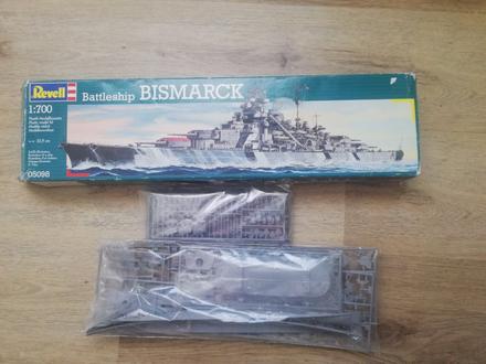 Plastový model lode, 