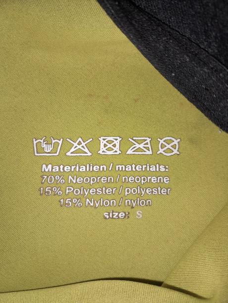 Neoprénové krátke leginy, s