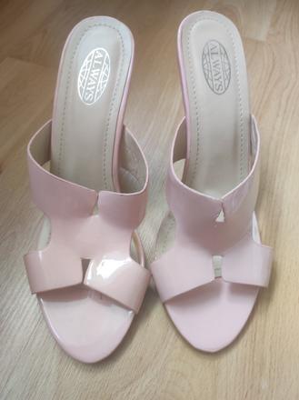 Šľapky na podpätku, 39