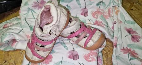 Sandalky, d.d.step,21