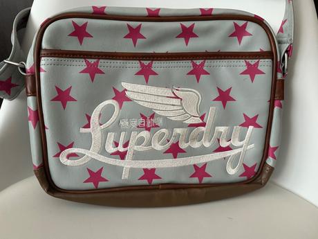 Taška, superdry