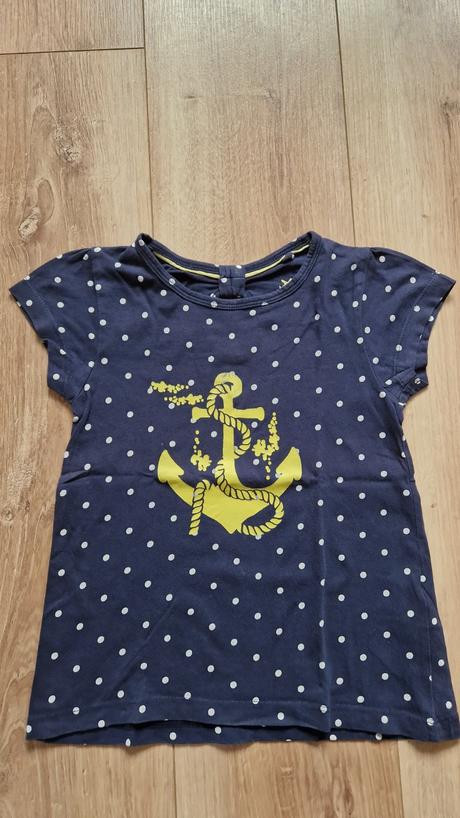 Tričko s krátkym rukávom veľ.110-116., lupilu,110