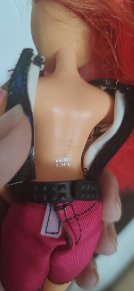 Barbie mattel 3plus 1 zdarma,