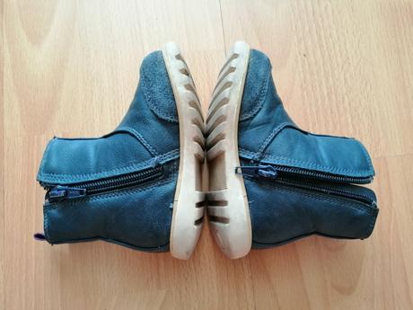 Kožené čižmičky, 22