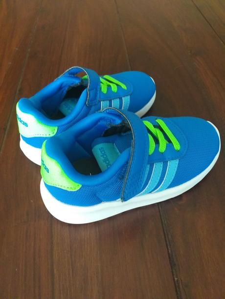 Ľahké tenisky, adidas,25