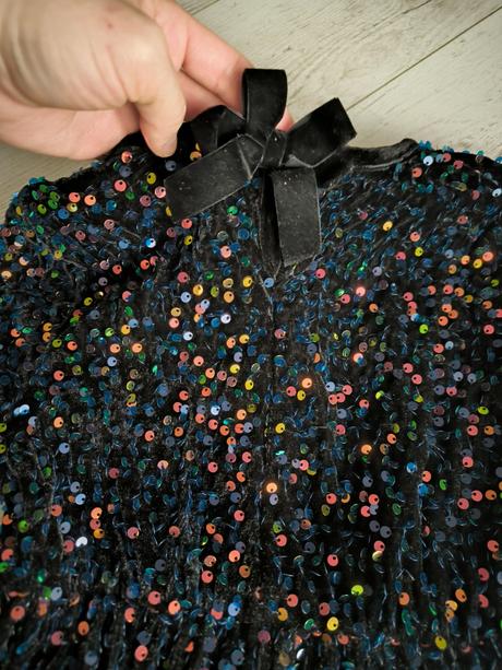 Flitrované šaty, 128