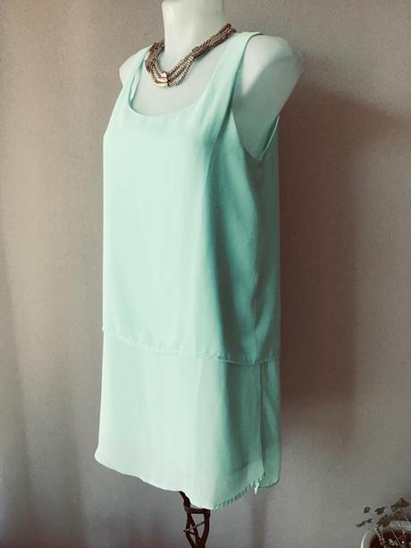 Pekné šaty vila /31, s