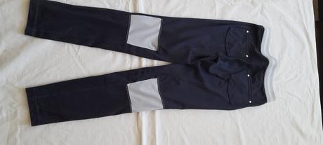 Nohavice na jazdenie, 134