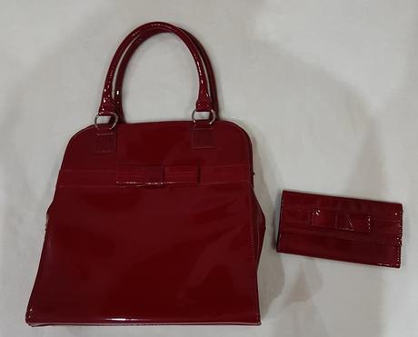 Kabelka a peňaženka, 