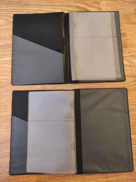 Obaly na doklady, karty alebo vizitky,