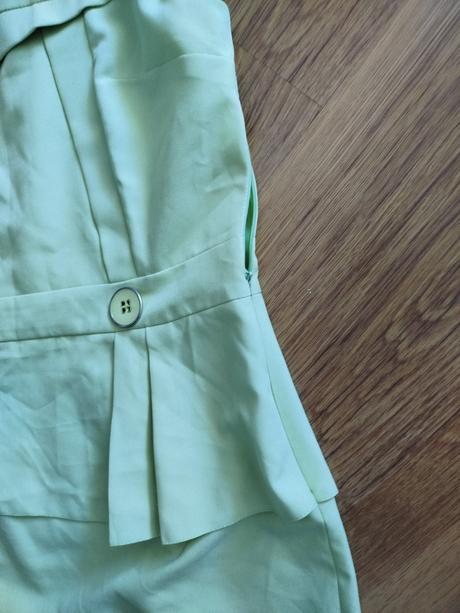 Zelené elegantné saty, 42