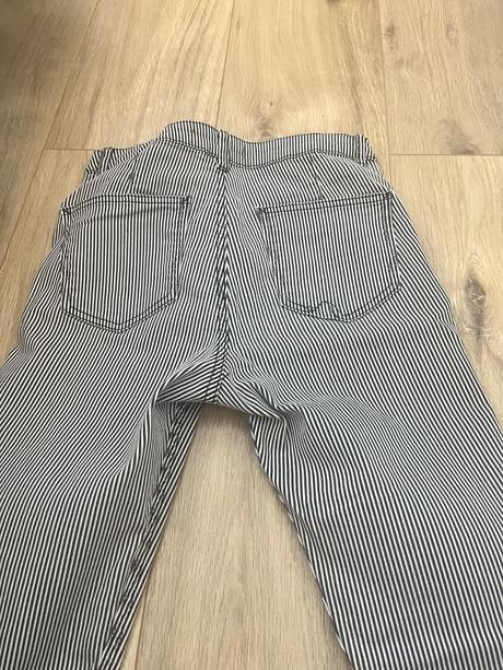 Pasikave nohavice, sinsay,s