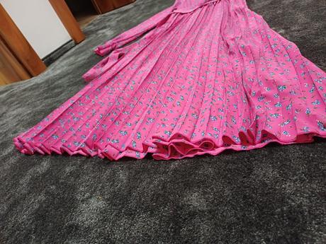 Koselove saty s plysovanou suknou v.m, m