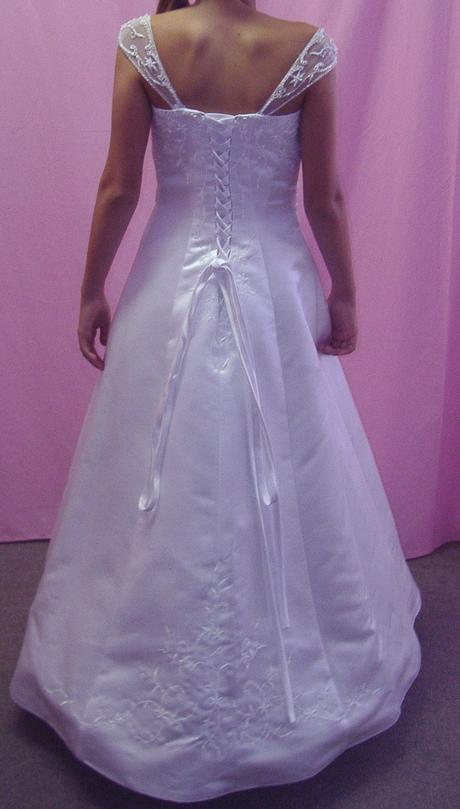 Šaty na 1. sv. prijímania, 140