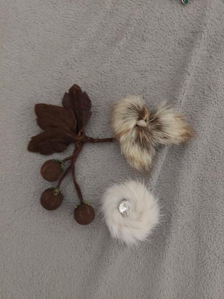 Retro polovnicke brošne, 