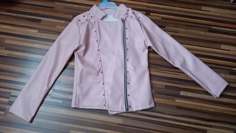 Koženková bundička, 134