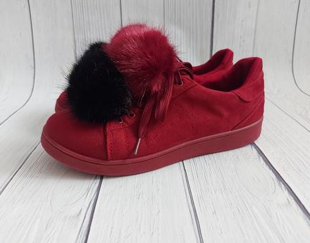 Bordové tenisky s bambuľkami, 38