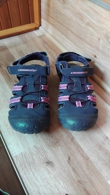 Sandale crossroad, 33