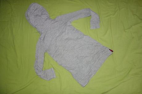 Mikinka s dievcatkom gillian's closet, 104