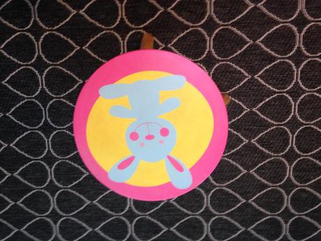 Detsky stolik a stolicky,koberec,odrazadlo,plysak,