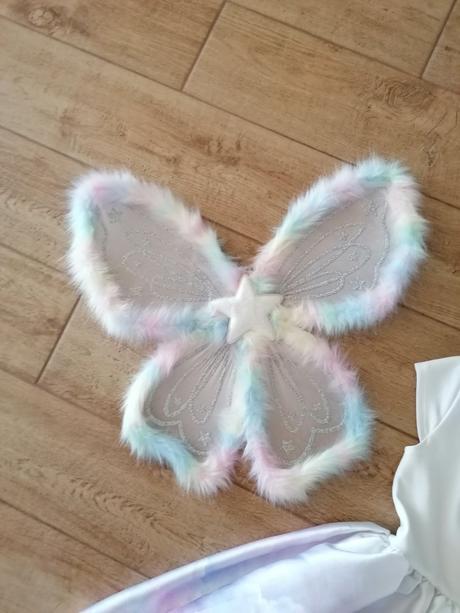 Krídla s čelenkou, 