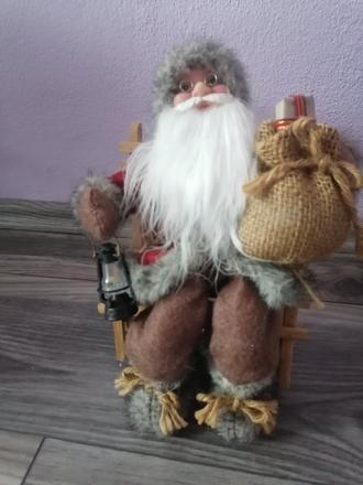 Mikuláš na lavičke,