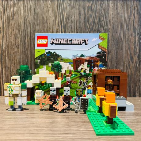 Lego minecraft 21159 základňa pillagerov, 