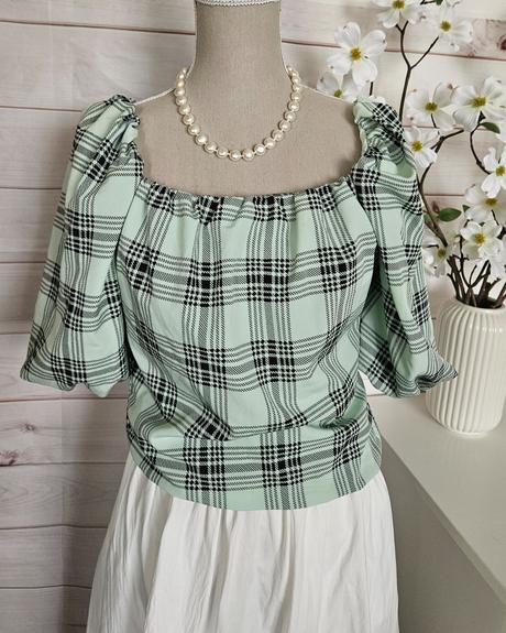 Pekná blúzka asos, 36