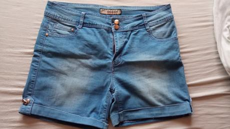 Dámske kraťasy, 36